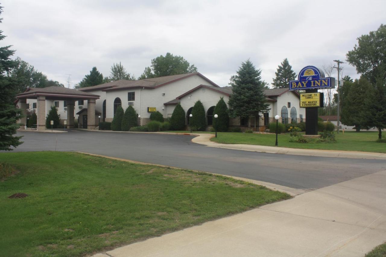 Bay Inn Tawas City Exterior photo